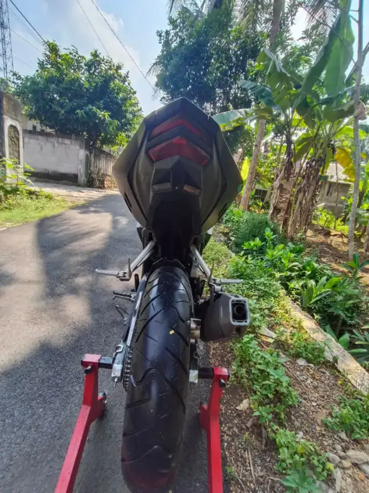 Honda CBR 150 ABS 2024
