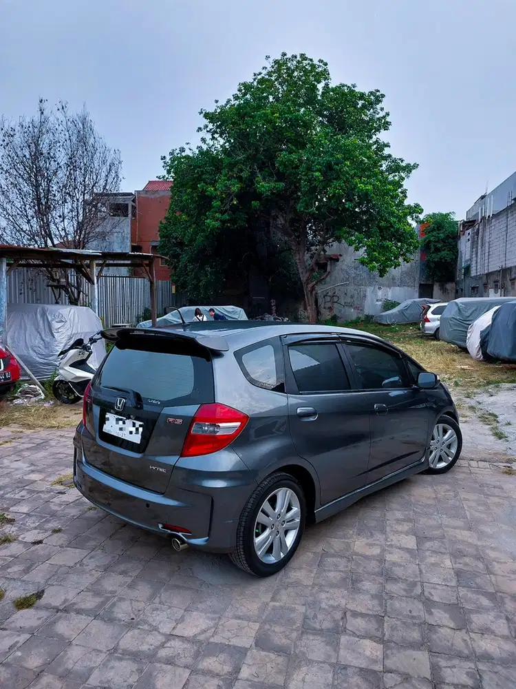 DIJUAL CEPAT!!! HONDA JAZZ 2012 ABU METALIK