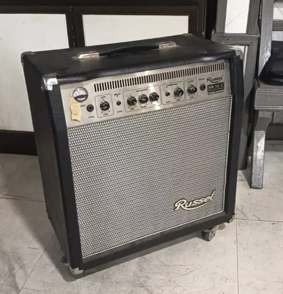 Ampli Bass gitar Amplifier Russel RB 50 C