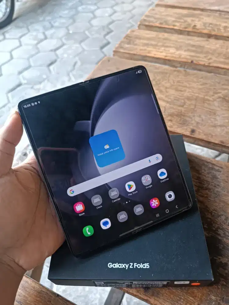 Samsung Z Fold 5 12/512gb Sein mulus no minus