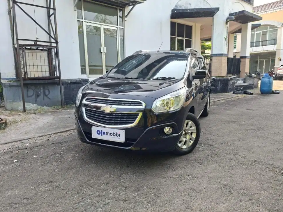 KM Rendah - Chevrolet Spin 1.5 LTZ Bensin AT 2013 Hitam