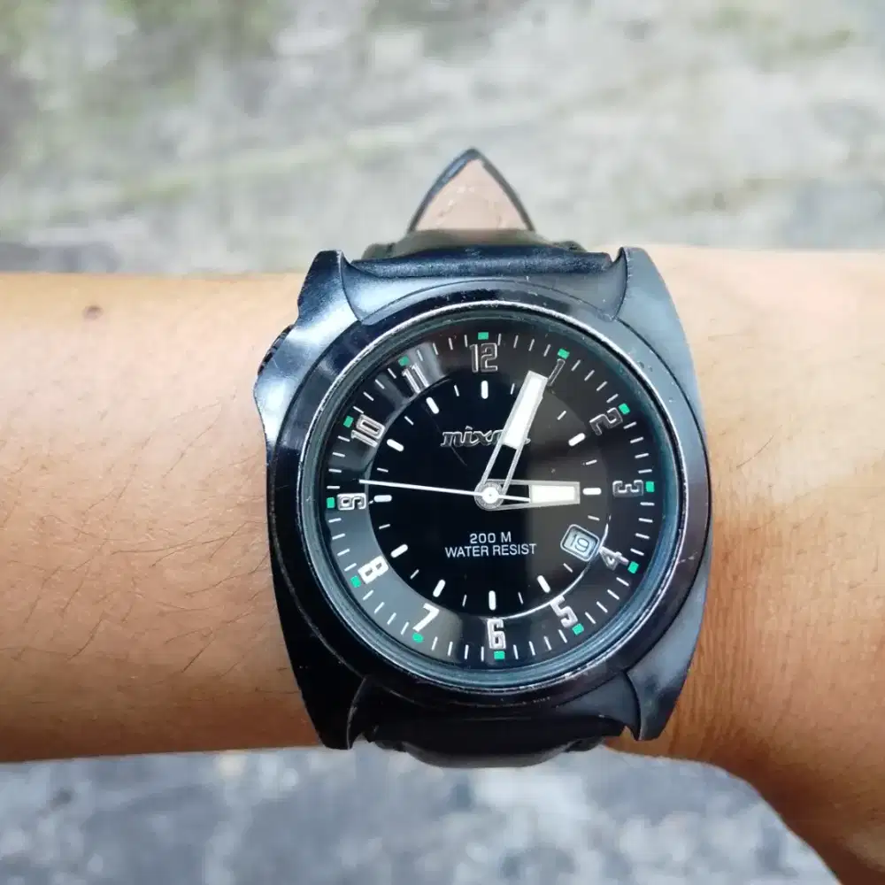 Jam tangan Nixon