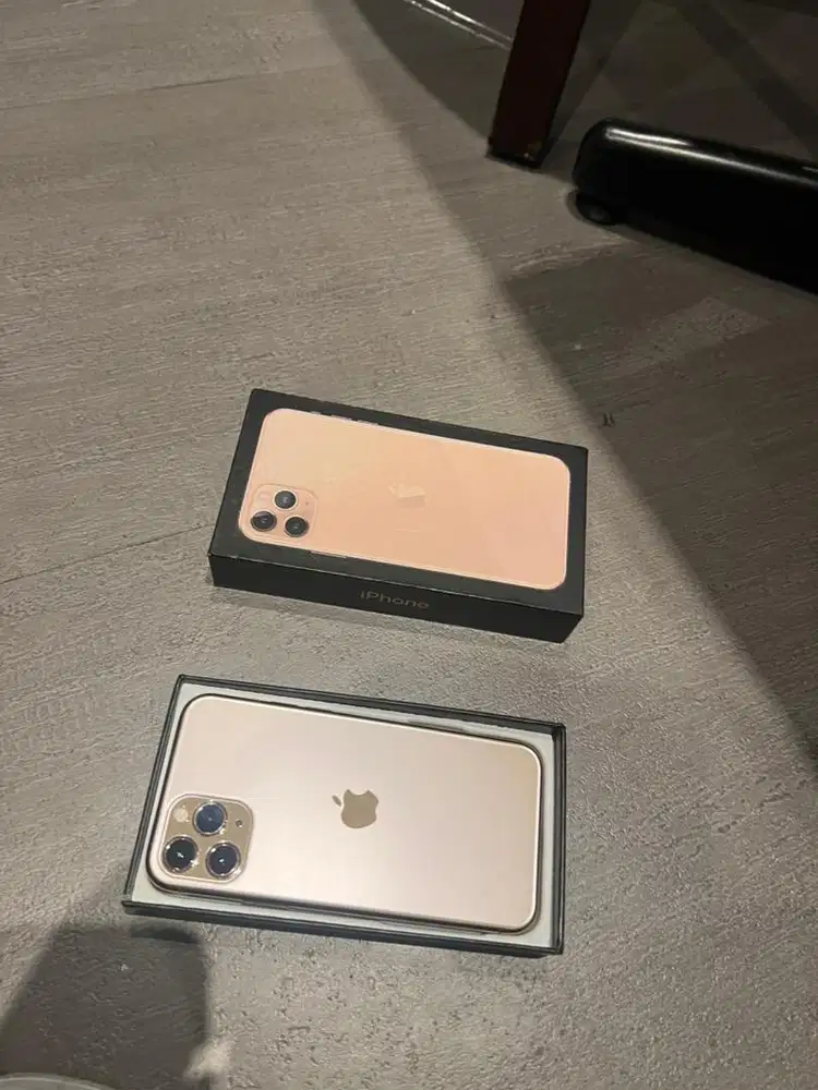 iphone 11 pro 256gb gold elegan 4G