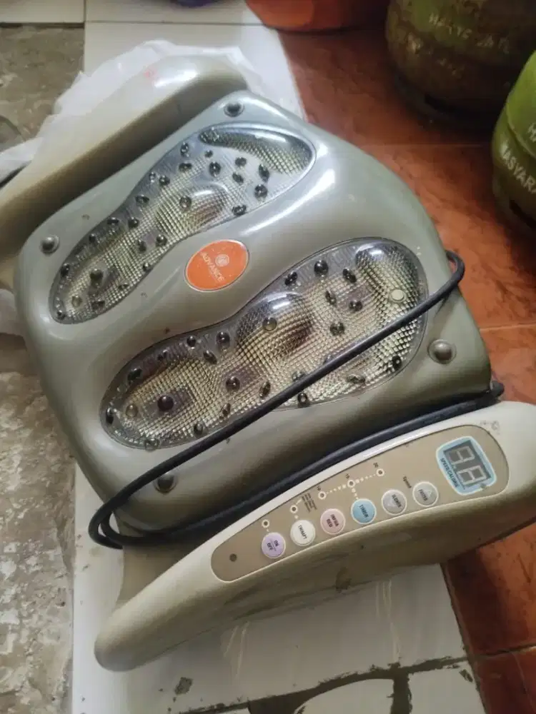 Alat Pijat Kaki Sumo Foot Therapy HS-8805 Normal Berfungsi