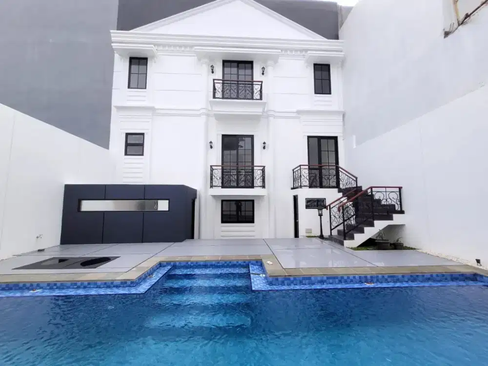 Dijual Rumah Strategis 2 Lantai Ada Swimming Pool dan Balkon Dekat Boulevard di Bintaro Tangsel Lr-10457