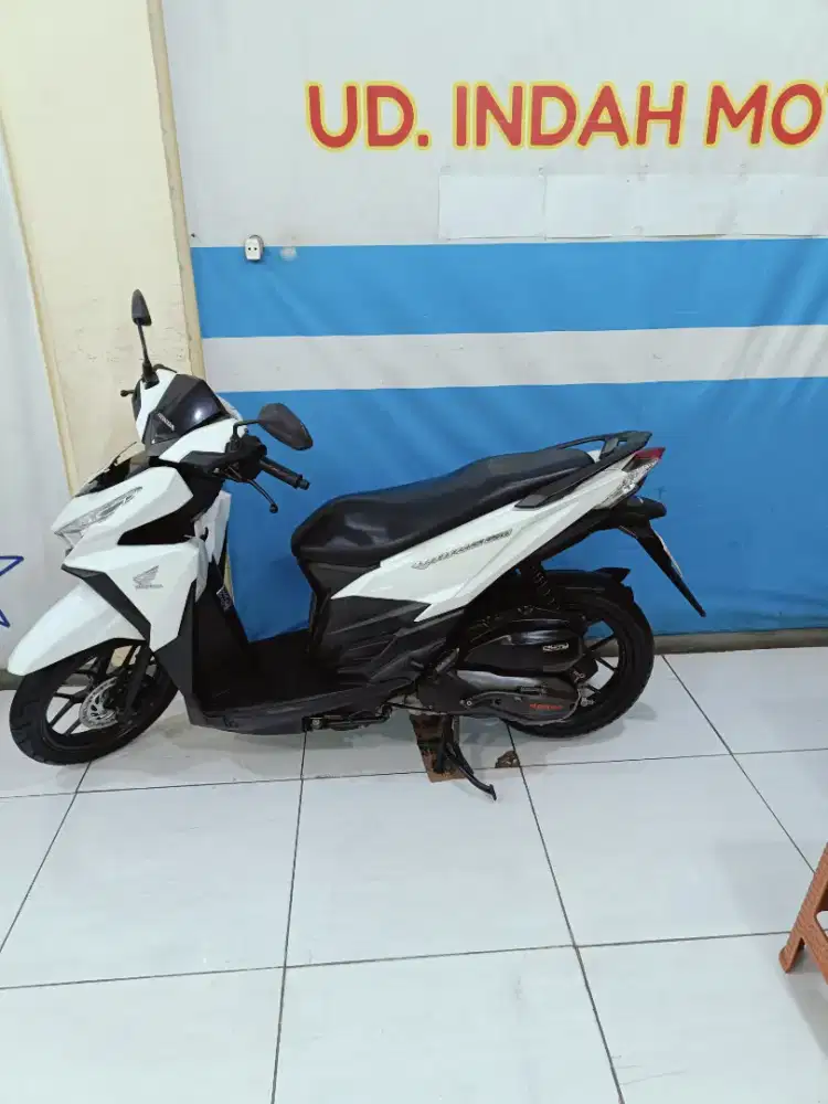 VARIO ESP CBS ISS EXCLSV FI ECO 150 2018 BISA KREDIT