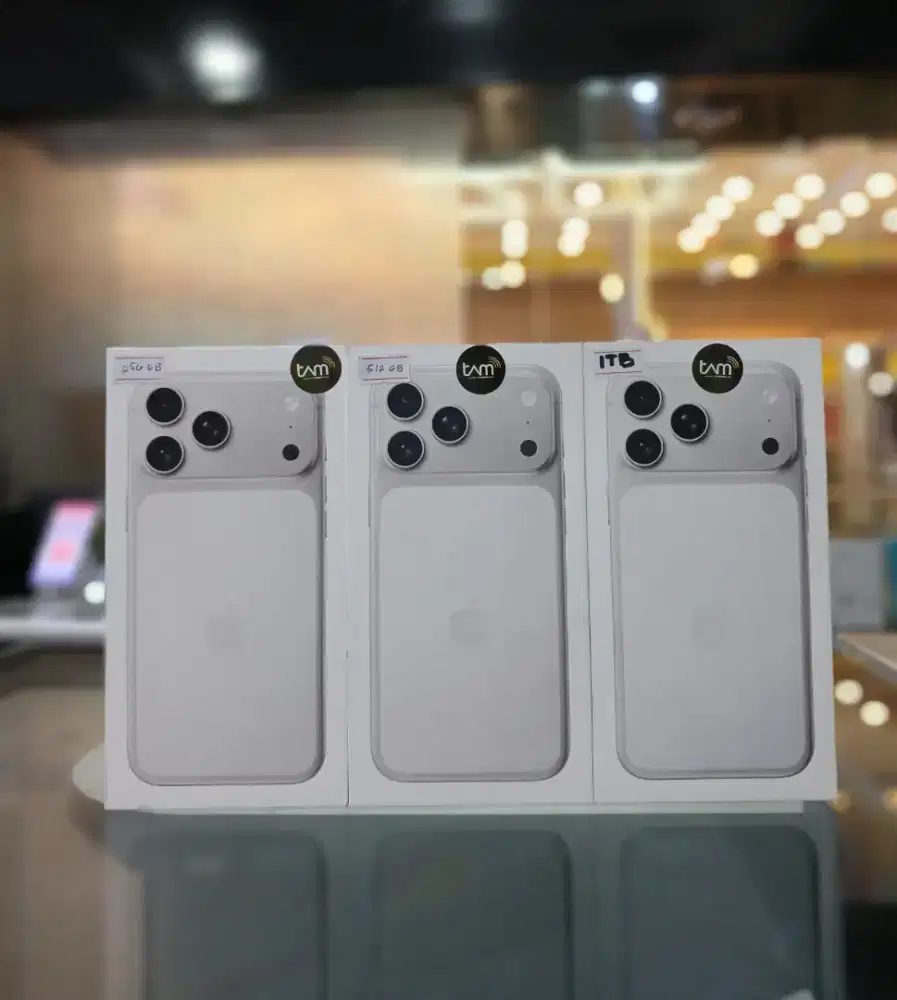 New iPhone 17 Promax Silver iBox