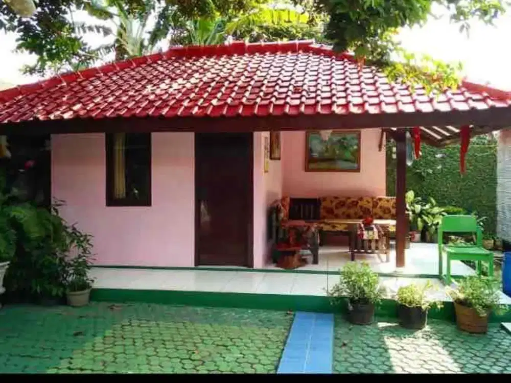 DIJUAL CEPAT RUMAH DI LOKASI STRATEGIS BEBAS BANJIR DI PASAR MINGGU JAKSEL