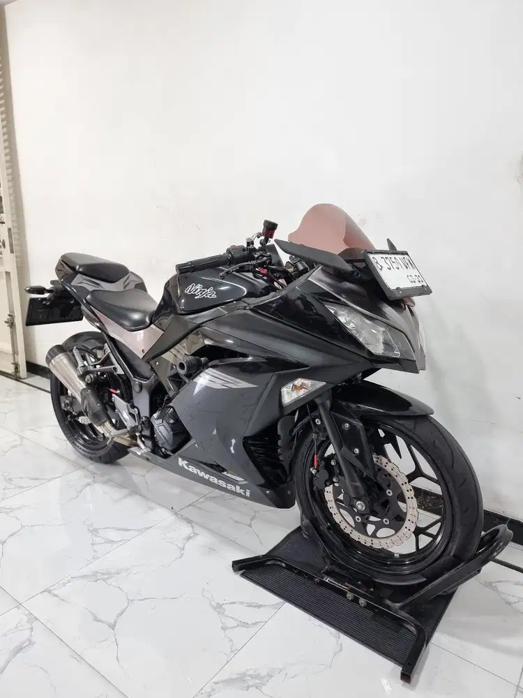 Kawasaki Ninja 250 Fi 2018 bln 3 Modif branded cakep siap gaspol