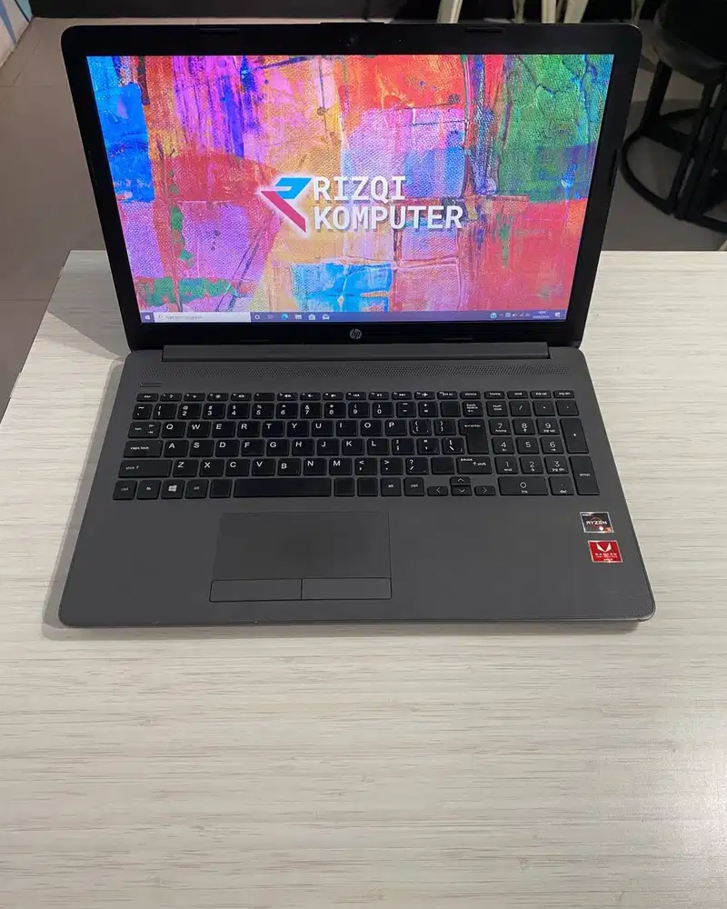 HP 255 G7 AMD Ryzen 5 2500U RAM 8GB SSD 256GB