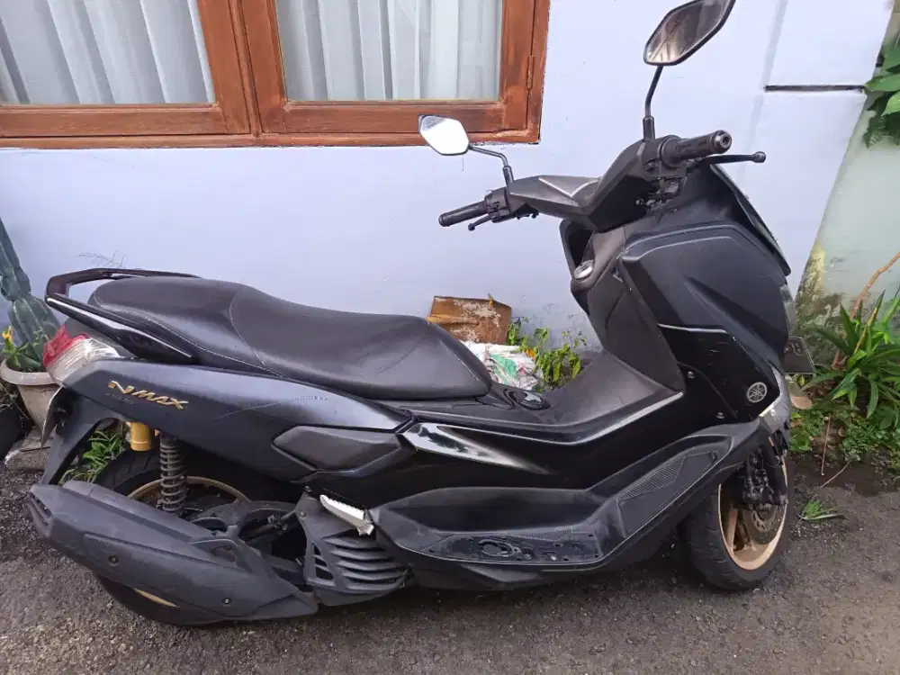 NMAX 2018 tangan pertama warna hitam