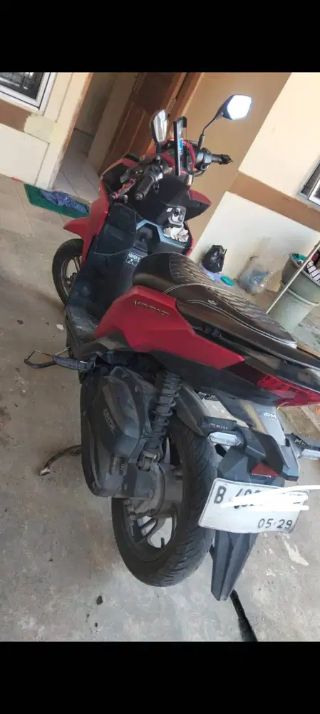 Vario CBS 125cc Warna Merah