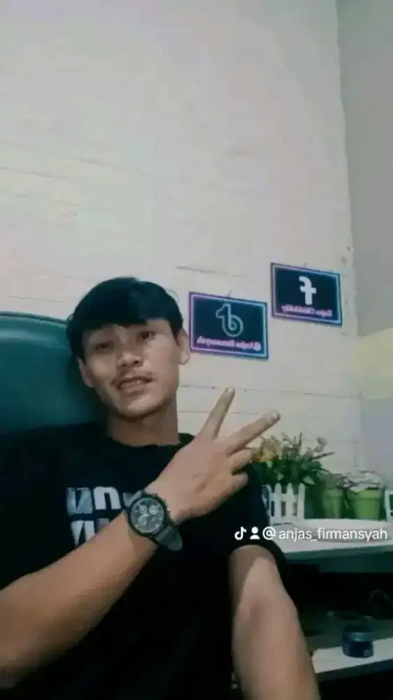 Cari kerja untuk keluarga