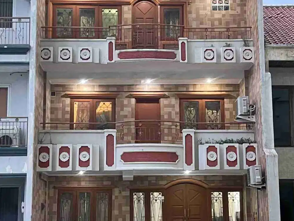 Town House @ Kemayoran 3 Lantai Luas 145m Minimalis jual Murah