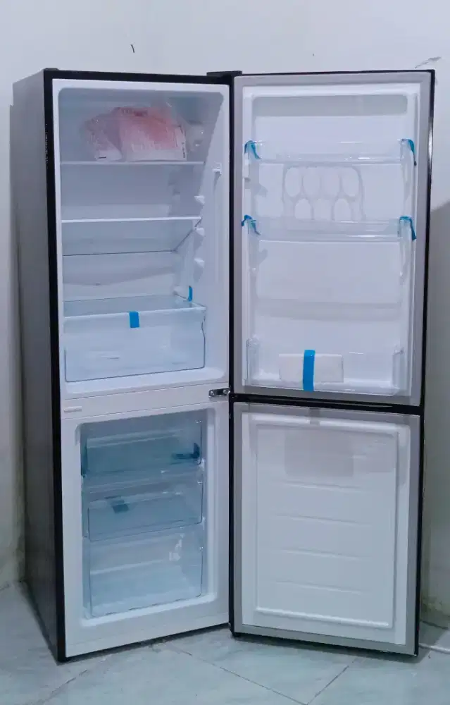 Kulkas  Changhong 2 Pintu Model Terbaru