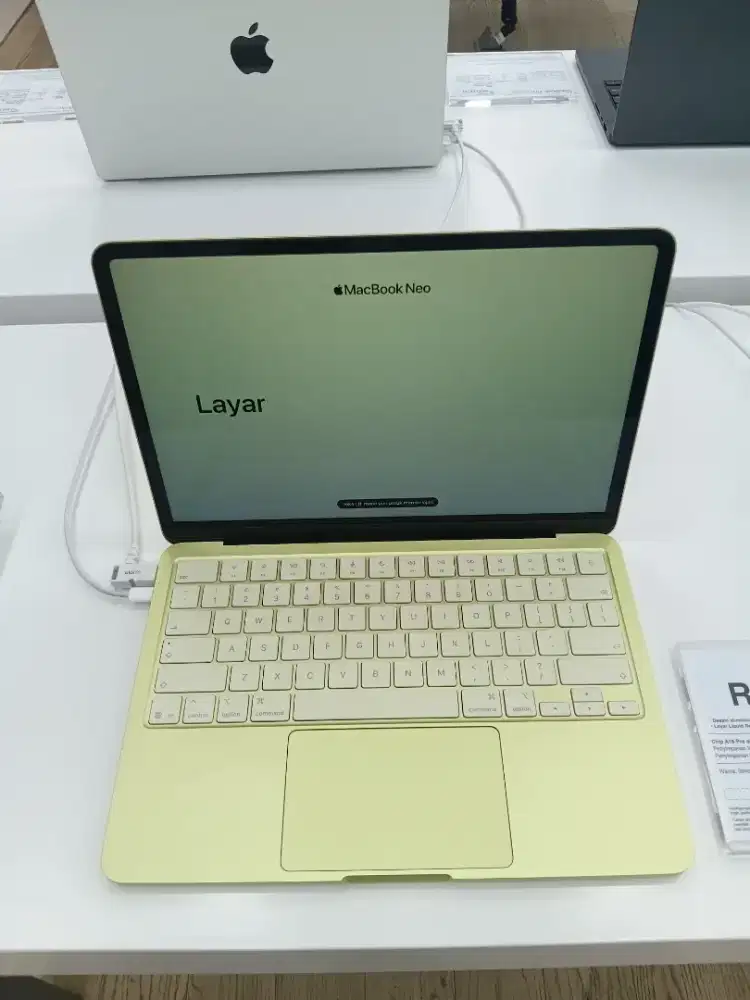 Bisa kredit NEW macbook Neo syarat Cukup KTP