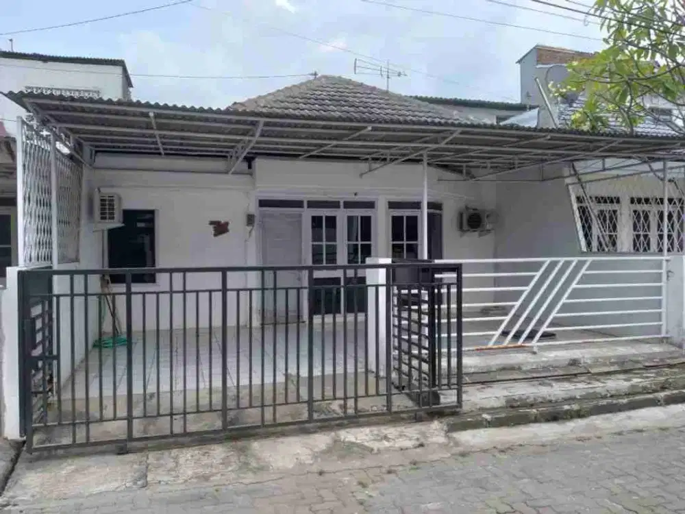 RUMAH PURI ANJASMORO BEBAS BANJIR DISEWAKAN APA ADANYA TENGAH KOTA SEMARANG