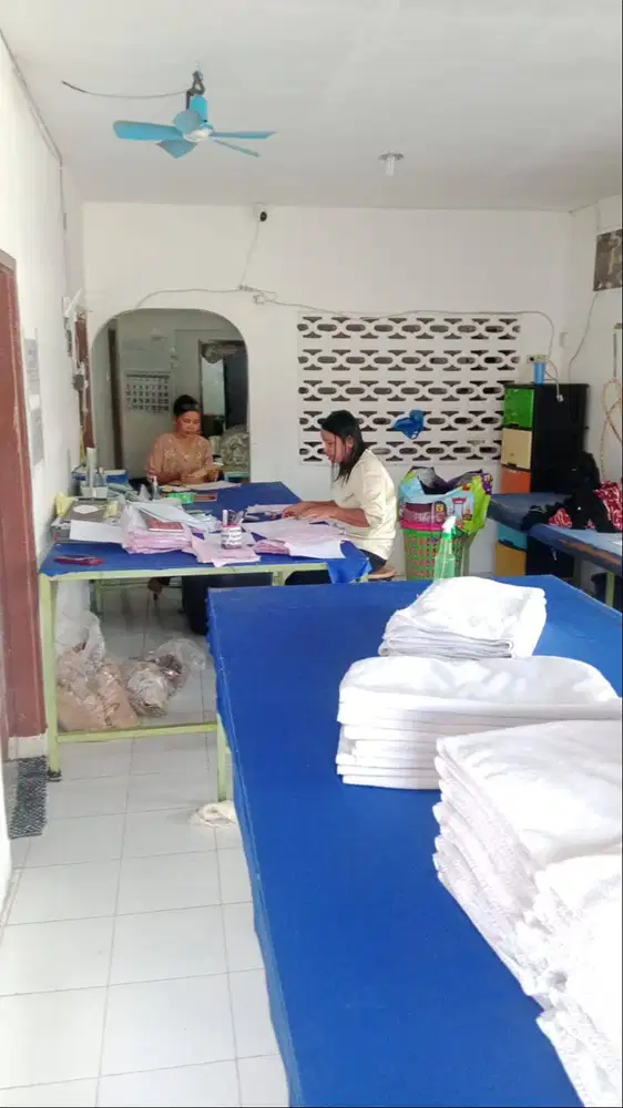 LAUNDRY KILOAN DAN PARTAI BESAR ( PERHOTELAN )