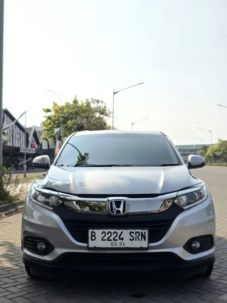 Hrv E CVT 2020 Silver DP 7jt Cash Atau Kredit Terbaik SeOLX!