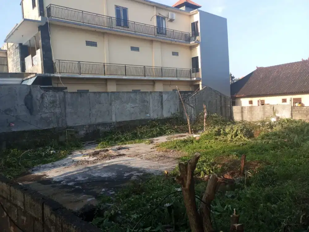 JUAL TANAH KOMERSIAL 4 ARE PINGGIR JALAN ULUWATU – FRONTAGE LEBAR!
