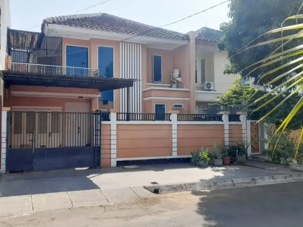 Rumah Luas 200m Termurah Jual di Bawah Harga NJOP di Taman Modern Cakung Jakarta Timur