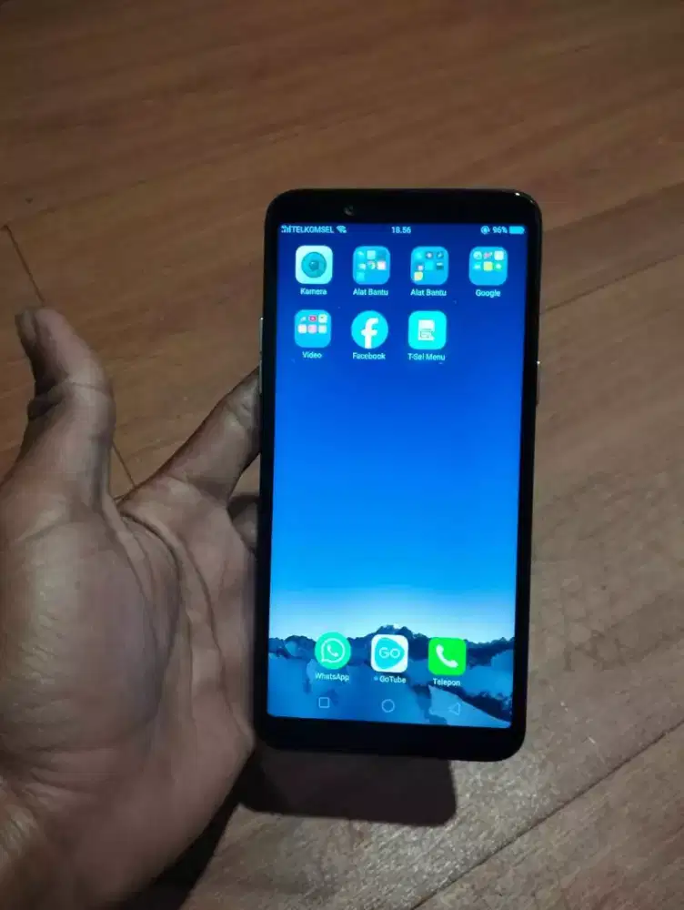 Oppo F5 pengen tuket tambah
