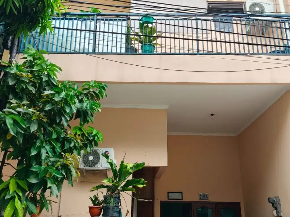 Dijual Rumah 2 Lantai Siap Huni di Perumahan Harapan Baru