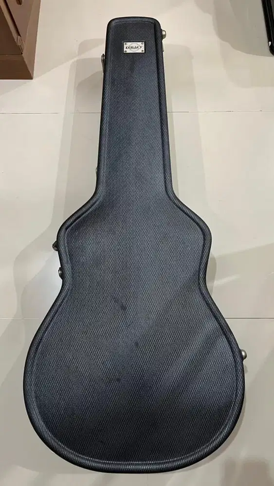 Hardcase Gitar Akustik Merk Legacy