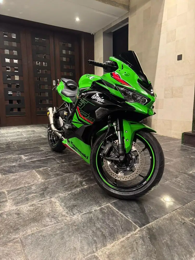 DIJUAL KAWASAKI NINJA ZX250 RR 4 Cylinder 2024 KM VERY LOW