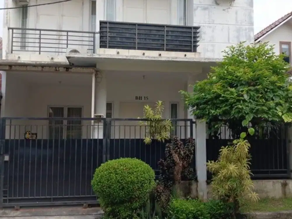 Rumah 2 Lantai Lokasi Strategis siap huni di Bintaro Sektor 3