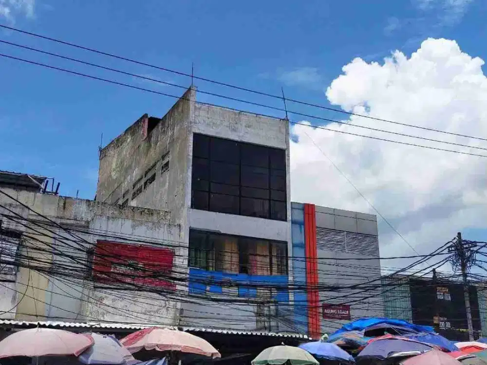 DIJUAL RUKO 3½LT LOKASI STRATEGIS DI PUSAT PERBELANJAAN