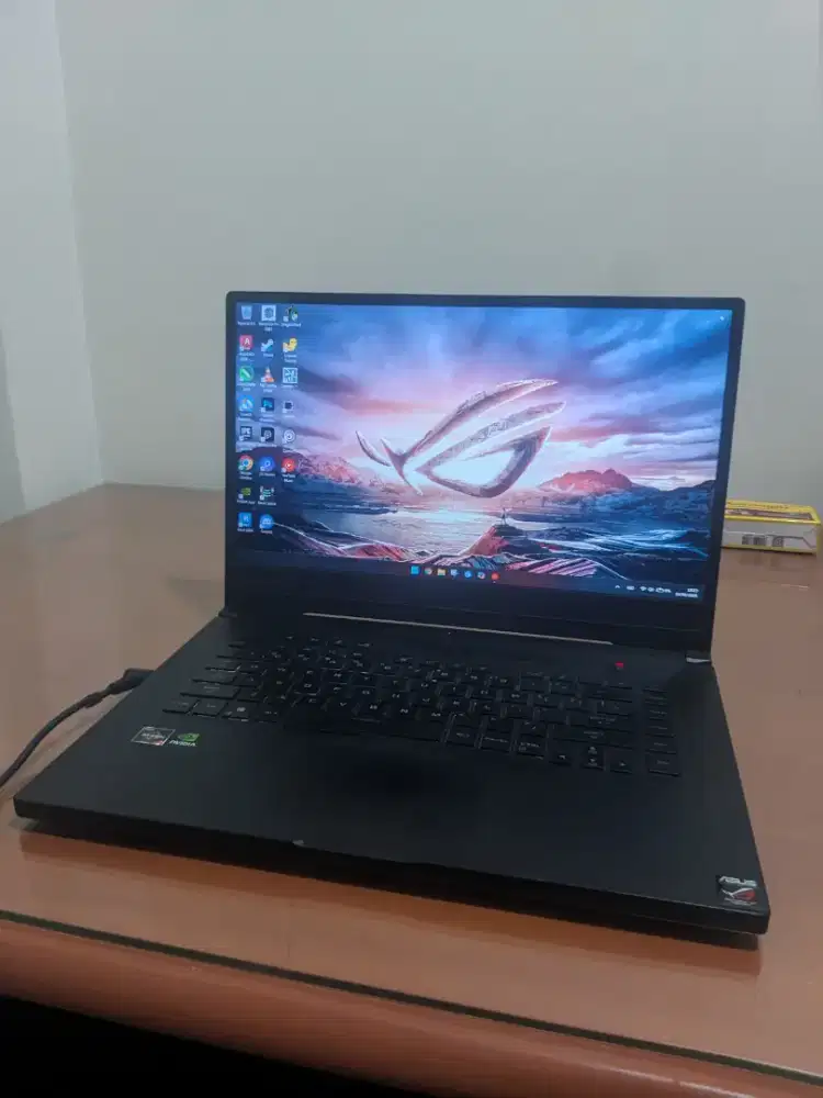 Laptop Asus ROG Zephyrus Ga502DU