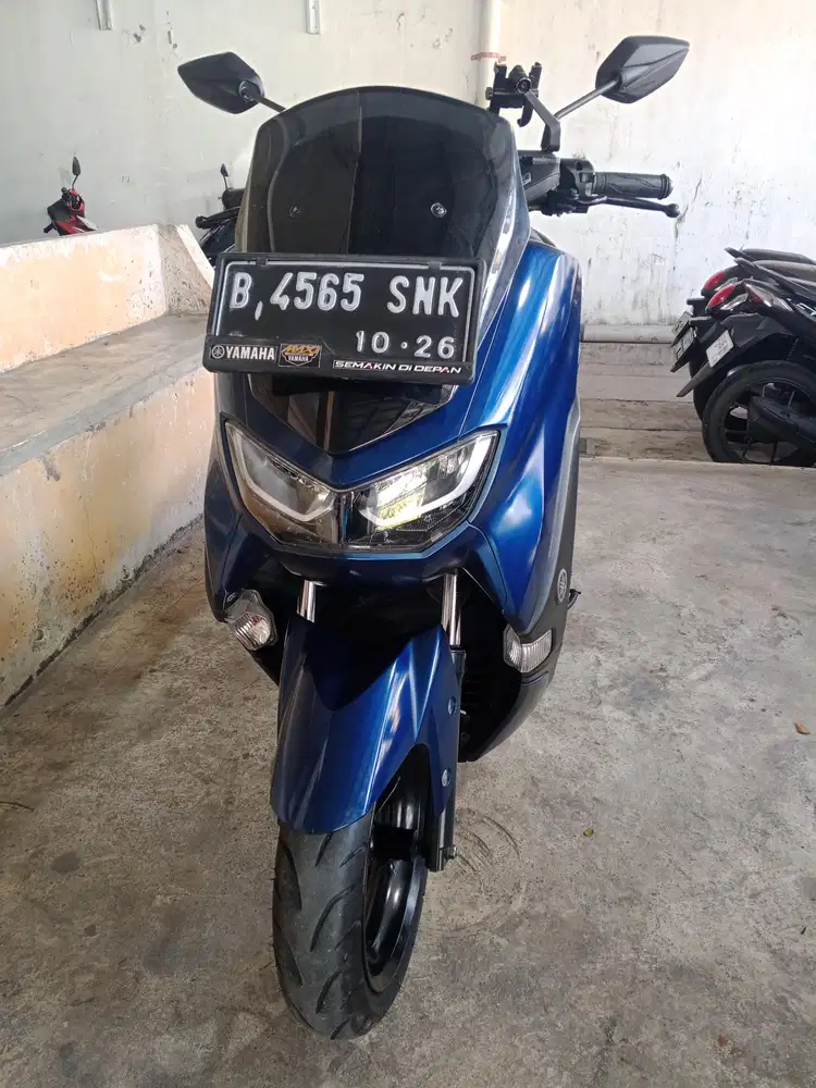 (B) Yamaha NMAX 155 Connected Tahun 2021