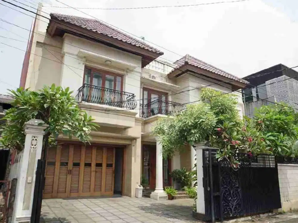 Dijual Cepat Rumah Harga Dibawah NJOP Komplek BNI - Slipi