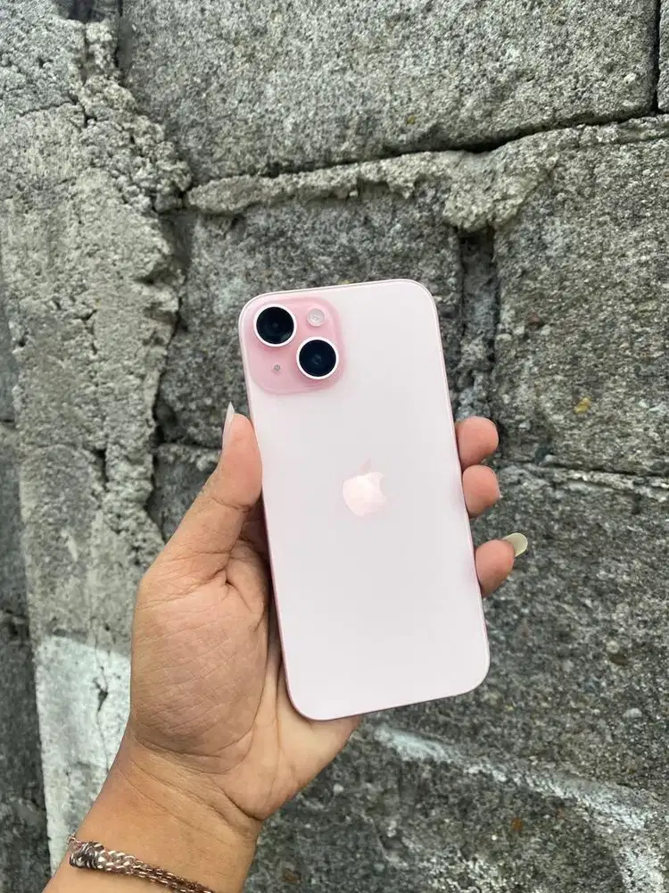 Iphone 15 256gb all op 8jutaan