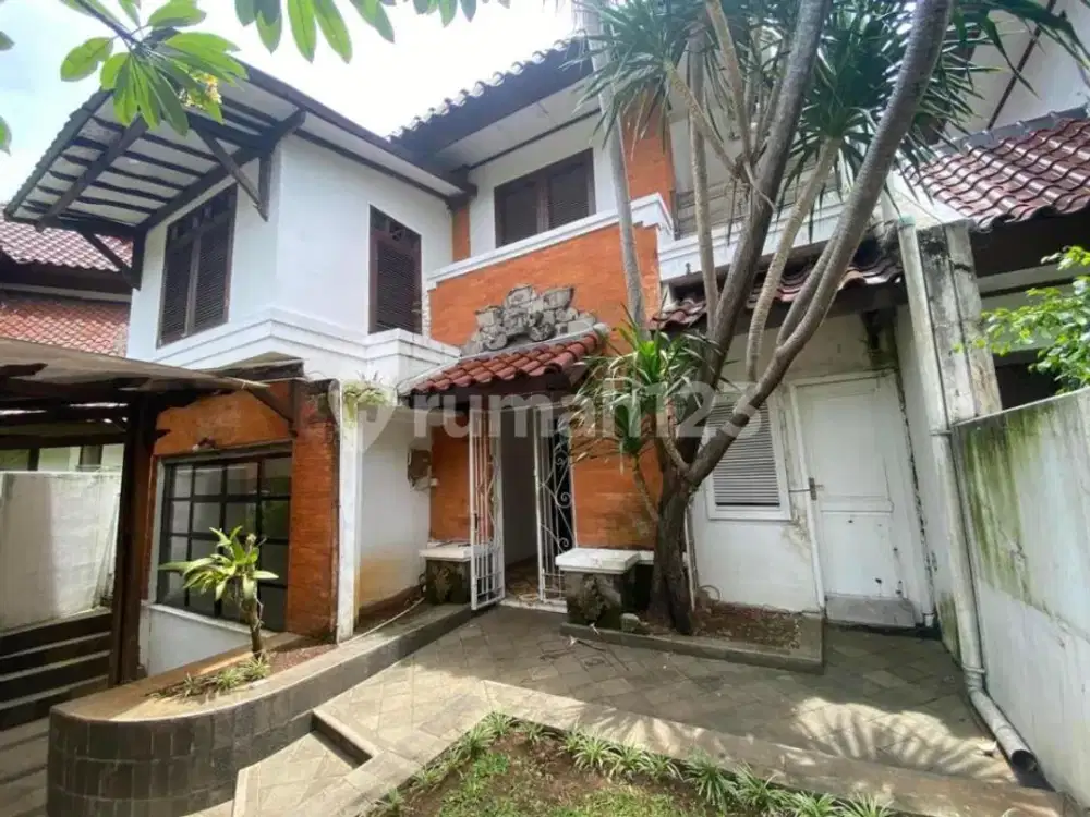 Rumah Cirendeu Bagus dekat MRT Lebak Bulus