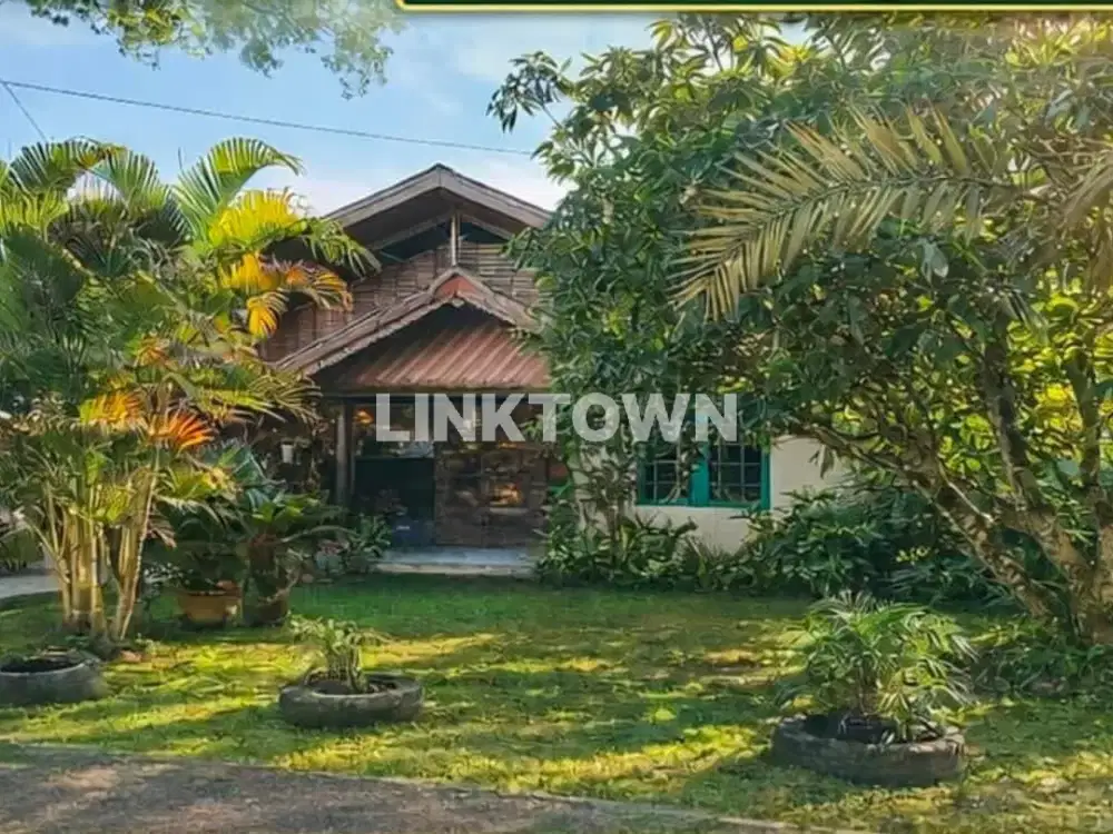 Dijual Rumah Furnished Plus Tanah di Arteri Spadio Kalbar