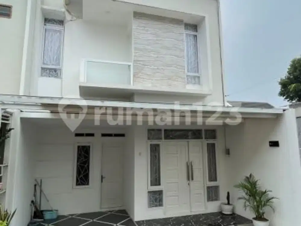 Rumah Siap Huni Dalam Town House di Rangkapan Jaya ,