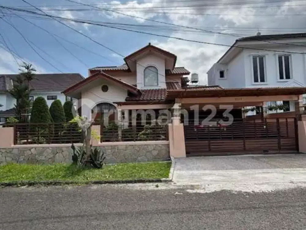 Rumah Cantik Siap Huni & Super Strategis di bintaro terdepan