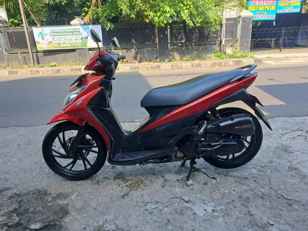 Suzuki hayate 2011