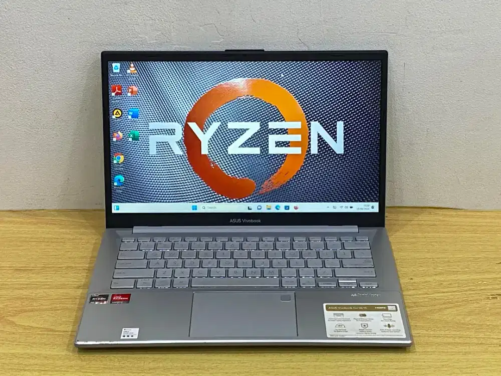 Laptop Asus Vivobook Go 14 E1404FA