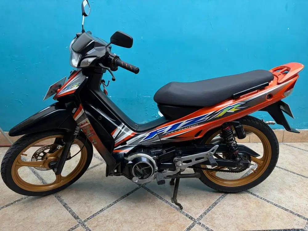Yamaha F1 ZR 2 tak