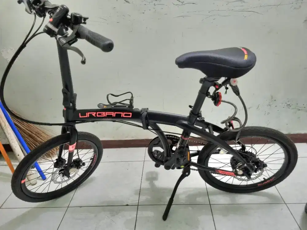 DIJUAL SEPEDA LIPAT Polygon Urbano 3 thn 2022