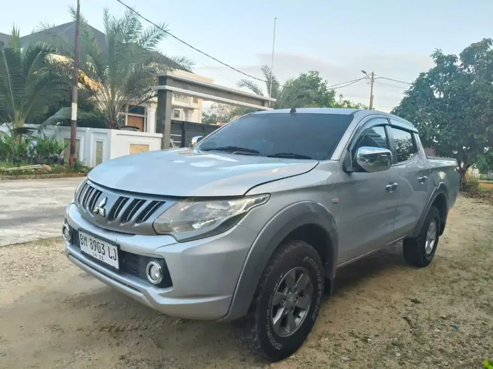 Triton 2.5 DC 4x4 GLS 2019
