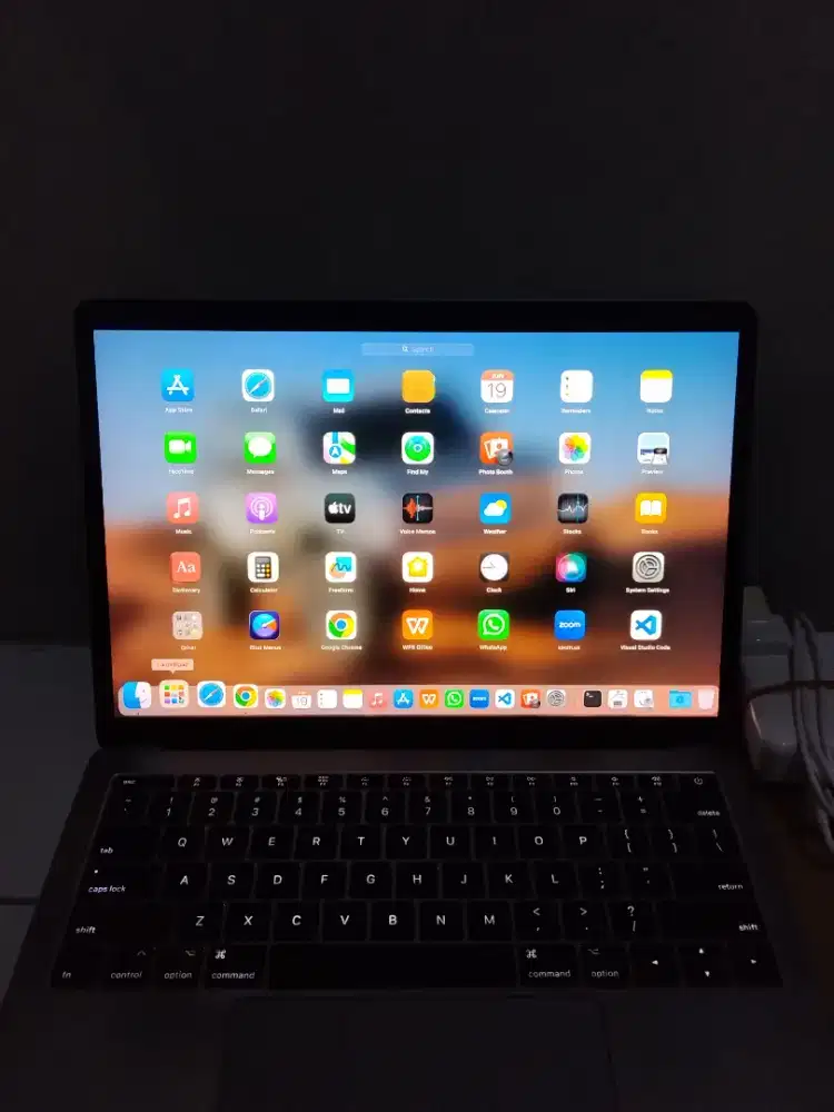 MacBook Pro 2017 8/256 Space Grey
