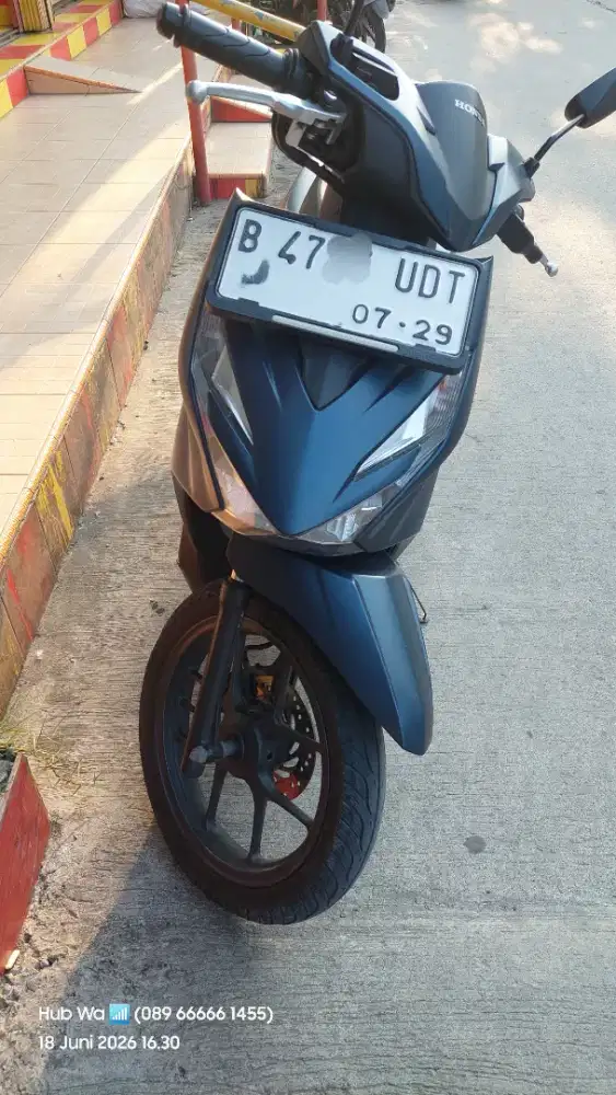 Dijual honda beat CBS ISS mulus ss komplit siap gas