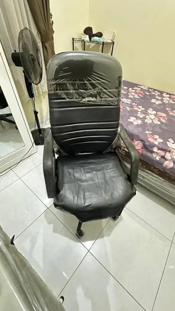 JUAL KURSI KERJA