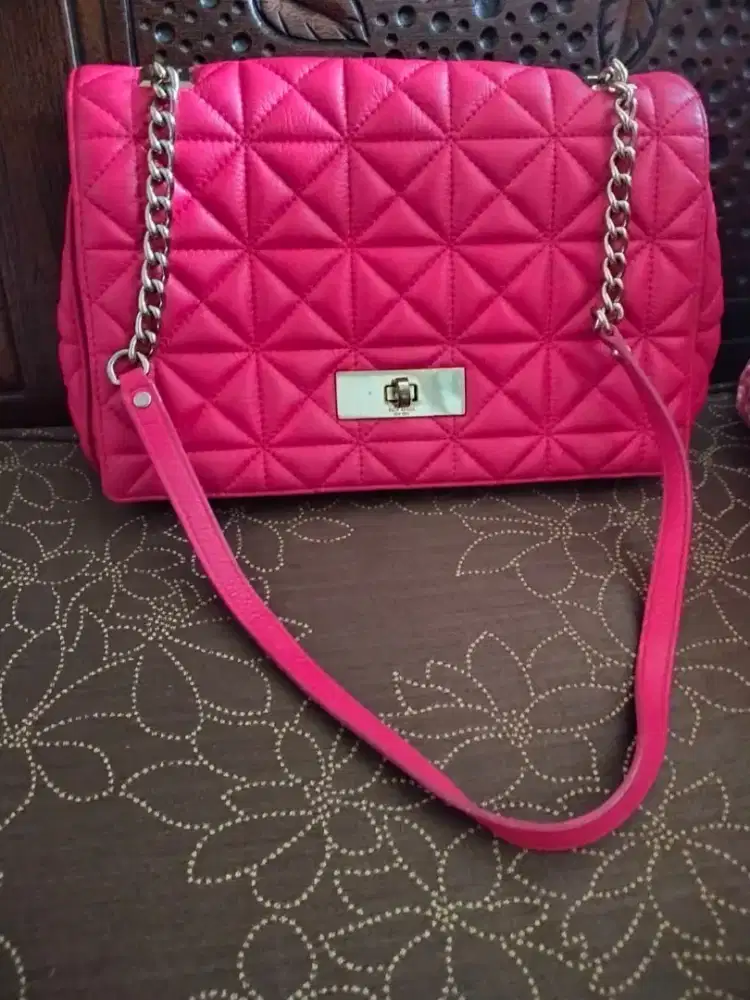 Tas bahu Kate Spade New York seri Sedgewick Place