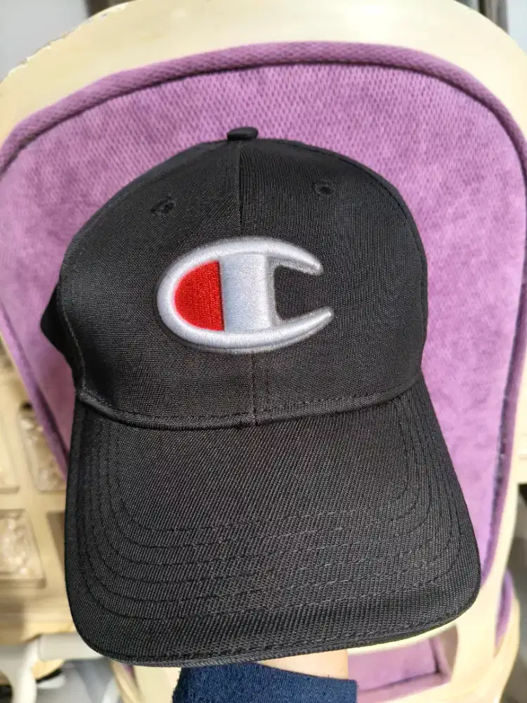 Topi Champion Authentic