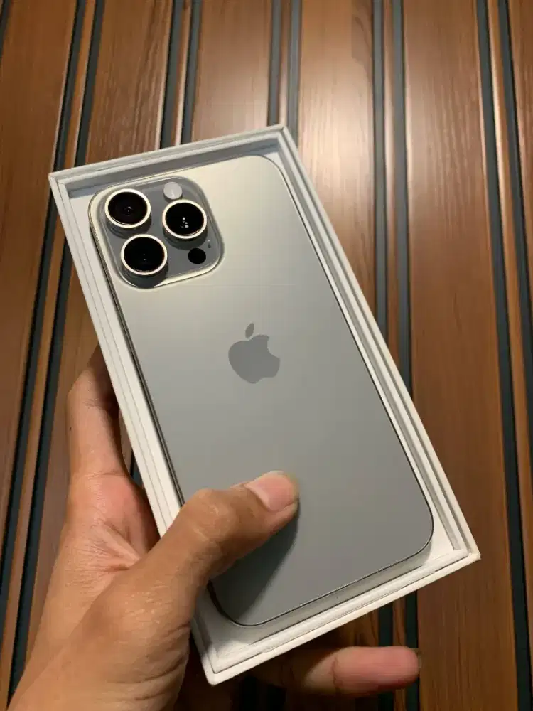 iPhone 15 pm natural titanium 256gb iBox